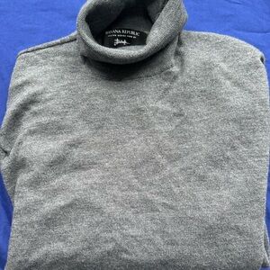 Banana Republic Charcoal Turtleneck Sweater Unisex Size M